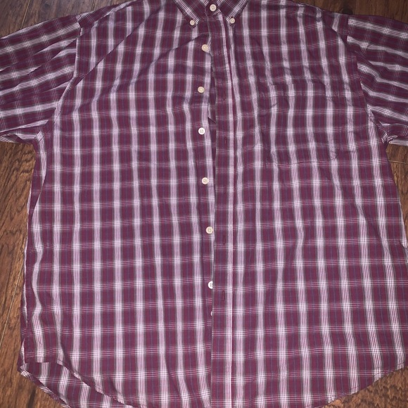 Man’s button up t- shirt - Picture 1 of 3